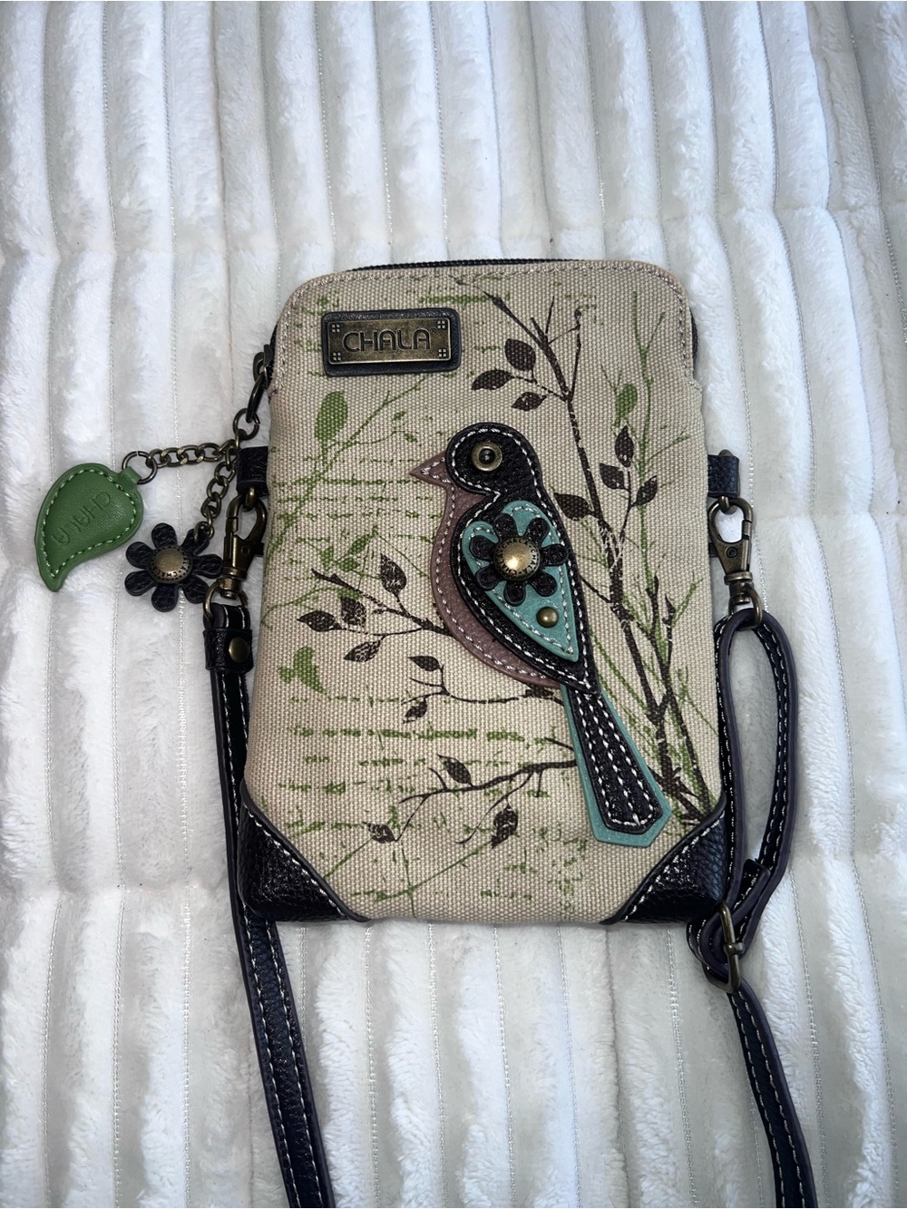 Chala Beige Crossbody with Teal and Brown Bird Applique - Picture 9 of 11